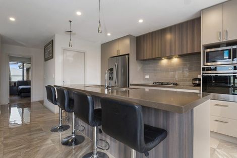 Photo of property in 38 Huka Heights Drive, Rangatira Park, Taupo, 3330