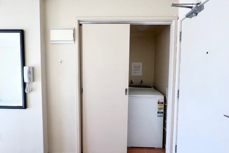 Photo of property in The Rennaissance, 1c/18 Ronwood Avenue, Manukau, Auckland, 2104