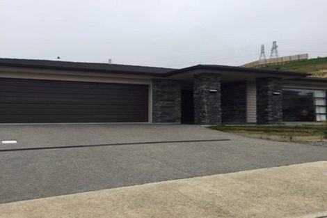 Photo of property in 11 Bickerton Rise, Churton Park, Wellington, 6037