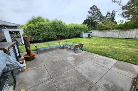 Photo of property in 16 Oxford Street, Holmes Hill, Oamaru, 9401