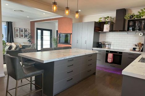 Photo of property in 38 Racecourse Road, Waipukurau, 4200