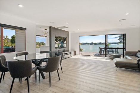 Photo of property in 12 Channel View Road, Clarks Beach, Pukekohe, 2679