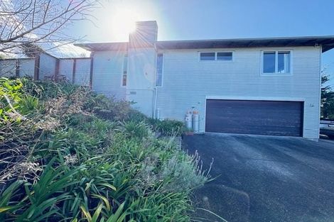 Photo of property in 1 Olwyn Place, Greenhithe, Auckland, 0632