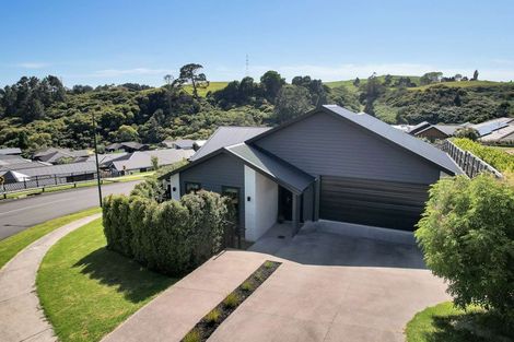 Photo of property in 90 Adler Drive, Ohauiti, Tauranga, 3112