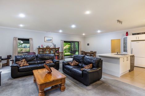Photo of property in 879 Tukairangi Road, Acacia Bay, Taupo, 3385