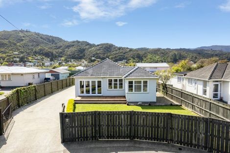 Photo of property in 80 Hyde Street, Wainuiomata, Lower Hutt, 5014
