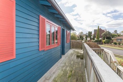 Photo of property in 11 Maclaurin Street, Dannevirke, 4930