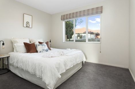 Photo of property in 41 Sapperton Drive, Henderson, Auckland, 0612