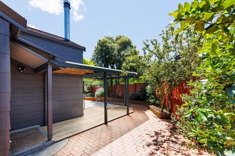 Photo of property in 75a Waterloo Crescent, Hokowhitu, Palmerston North, 4410