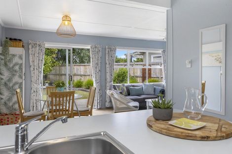 Photo of property in 1/17 Rainbow Drive, Rainbow Point, Taupo, 3330