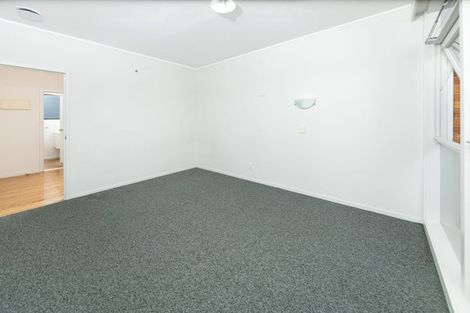 Photo of property in 19a Marewa Street, Te Atatu South, Auckland, 0610