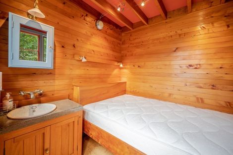 Photo of property in 21 Wainui Valley Road, Wainui, Akaroa, 7582