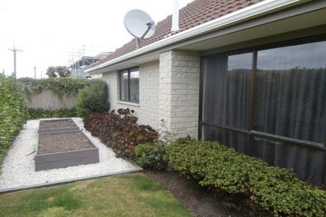 Photo of property in 3 Lonsdale Street, New Brighton, Christchurch, 8083