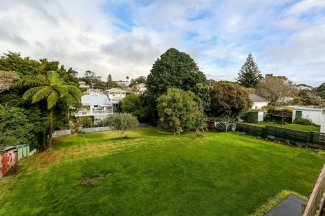 Photo of property in 24 Pendarves Street, New Plymouth, 4310