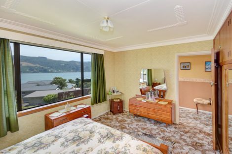 Photo of property in 30 Bayne Terrace, Macandrew Bay, Dunedin, 9014