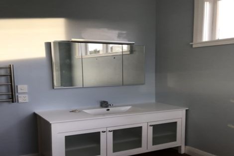 Photo of property in 92 Britomart Street, Berhampore, Wellington, 6023