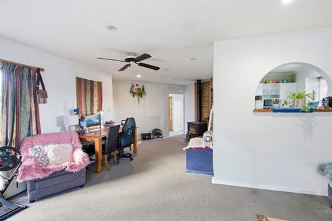 Photo of property in 97 Oakhampton Street, Hornby, Christchurch, 8042