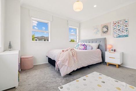 Photo of property in 2 Tauwaka Crescent, Riverhead, 0820