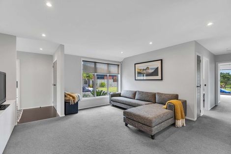 Photo of property in 4 Roseberry Place, Whitianga, 3510