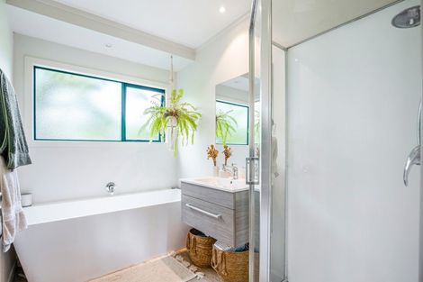 Photo of property in 11 Murray Way, Waimauku, 0812