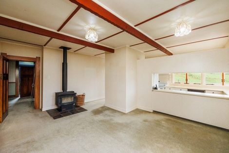 Photo of property in 54/56 Ongo Road, Hunterville, 4730