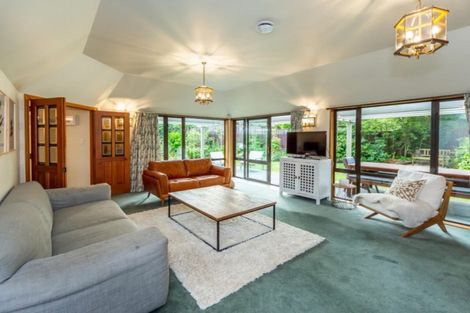 Photo of property in 33 O'connor Place, Burnside, Christchurch, 8053