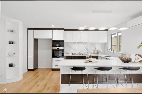 Photo of property in 513d West Coast Road, Glen Eden, Auckland, 0602