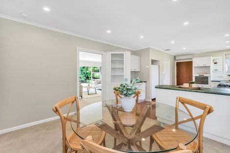 Photo of property in 39 Highfield Place, Avonhead, Christchurch, 8042