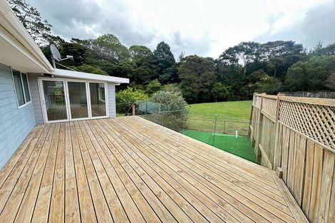 Photo of property in 2/130 Spinella Drive, Bayview, Auckland, 0629