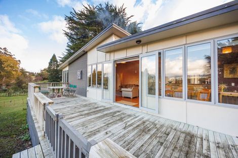 Photo of property in 442 Zigzag Road, Pohangina, Feilding, 4775