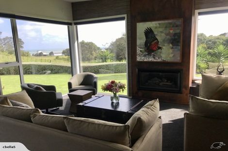 Photo of property in 9a Baring Terrace, Strandon, New Plymouth, 4312