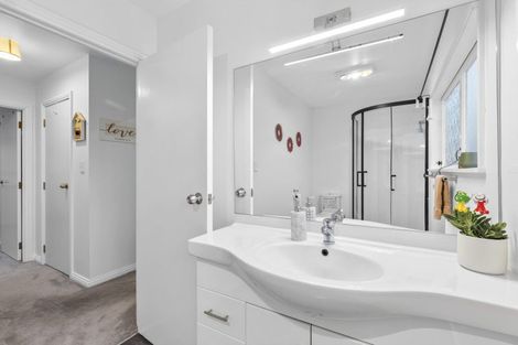 Photo of property in 3/201 Victoria Street, Cambridge, 3434