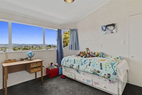 Photo of property in 18 Brookfield Terrace, Brookfield, Tauranga, 3110