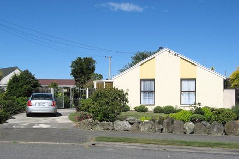Photo of property in 40 Tintern Avenue, Avonhead, Christchurch, 8042