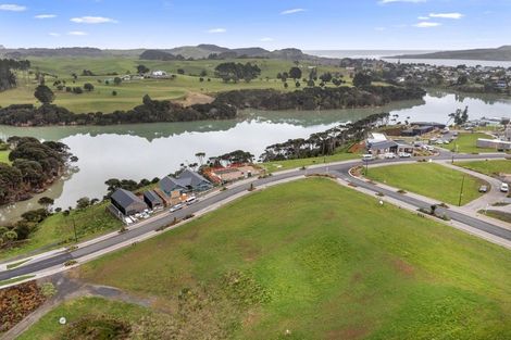 Photo of property in 7 Kanuka Street, Raglan, 3225