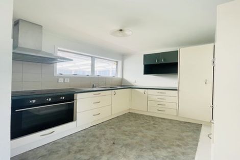 Photo of property in 90 Oriel Avenue, Tawa, Wellington, 5028