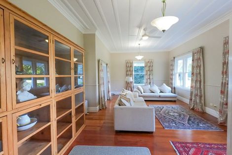 Photo of property in 365 Corbett Road, Paraite, New Plymouth, 4373