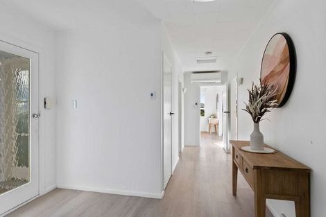 Photo of property in 70 Dominion Park Street, Johnsonville, Wellington, 6037