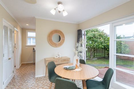 Photo of property in 15 Charles Street, Clouston Park, Upper Hutt, 5018