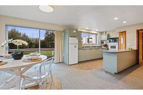 Photo of property in 44 Church Street, Oxford, 7430