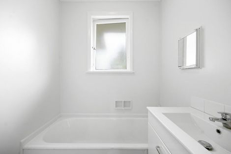 Photo of property in 56 Tranmere Road, Fairfield, Hamilton, 3214