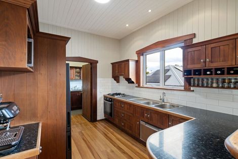 Photo of property in 19 Kiwi Avenue, Forest Lake, Hamilton, 3200