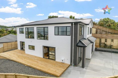 Photo of property in 12 Poto Road, Normandale, Lower Hutt, 5010