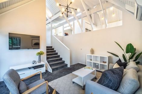 Photo of property in 27 Le Roy Terrace, Birkenhead, Auckland, 0626