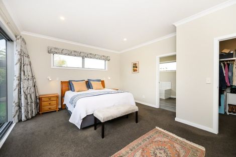 Photo of property in 5 Heritage Place, Terrace End, Palmerston North, 4410