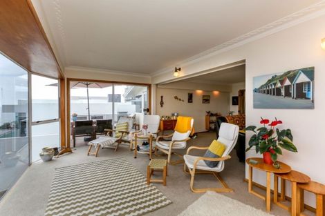 Photo of property in 2/5 Hine Street, New Plymouth, 4310