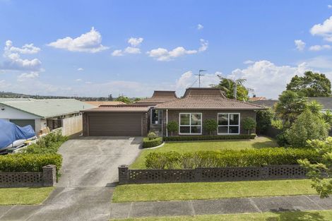 Photo of property in 9 Culver Terrace, Howick, Auckland, 2014