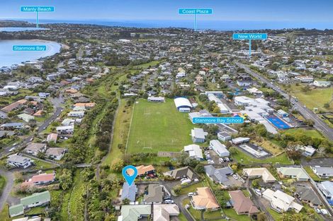 Photo of property in 2/20 Greta Place, Stanmore Bay, Whangaparaoa, 0932