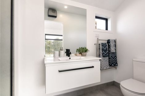 Photo of property in 199b Hills Road, Edgeware, Christchurch, 8013