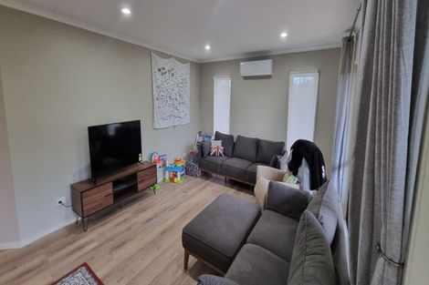 Photo of property in 99a Beach Road, Pahurehure, Papakura, 2113